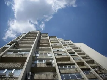 Гонят шест семейства от общински жилища