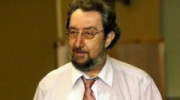 Юлий Павлов: Ще гласуват 3,5 - 4 млн. българи