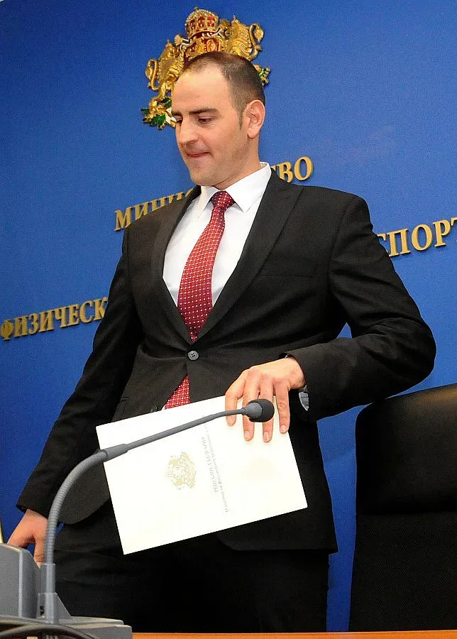 Петър Стойчев: Поискаха ми Авиоотряд 28