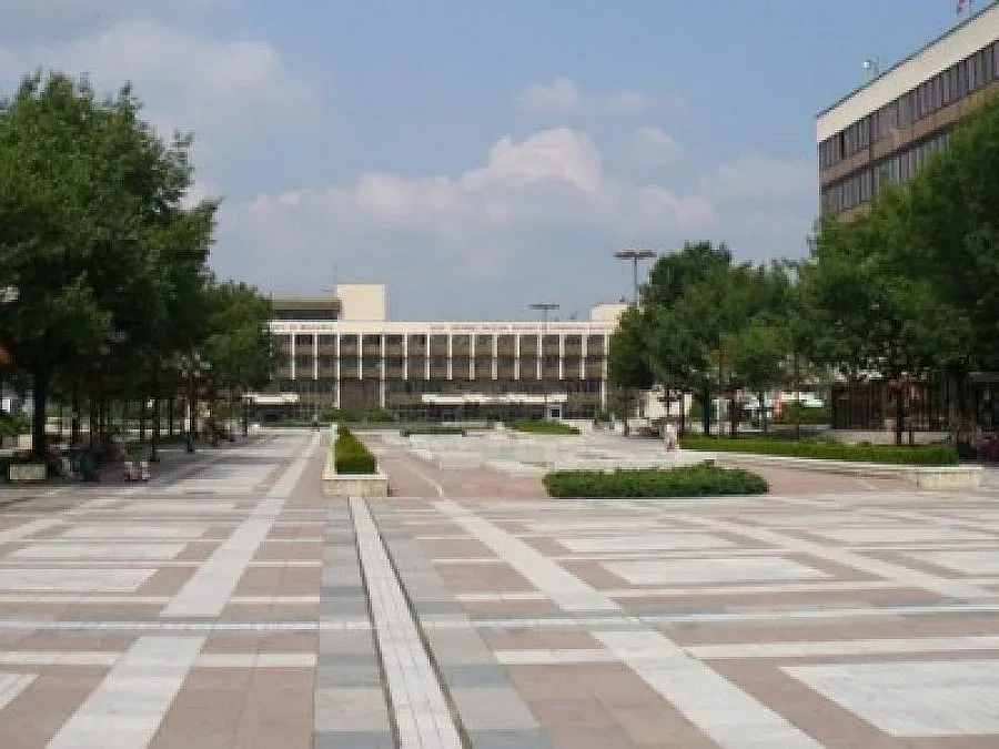 Кмет и чиновници даряват кръв 