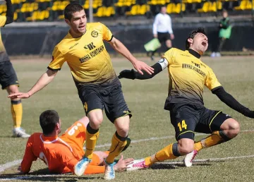 Тото милионерът от Перник поиска „Миньор"