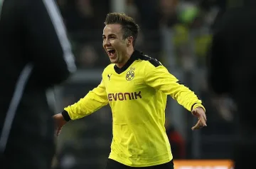 Официално: "Борусия" продаде Марио Гьотце на "Байерн"