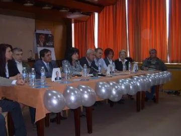 Караянчева: ДПС го боли, защото ГЕРБ проби в смесените региони 