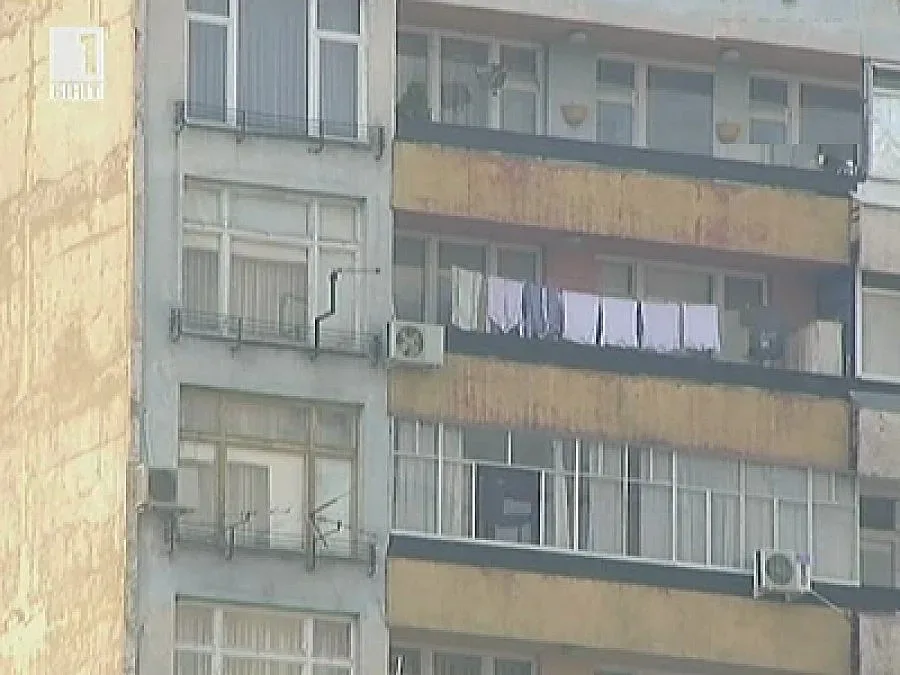 Узаконяват остъклените балкони