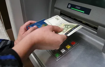 Пролетта събуди кредитирането