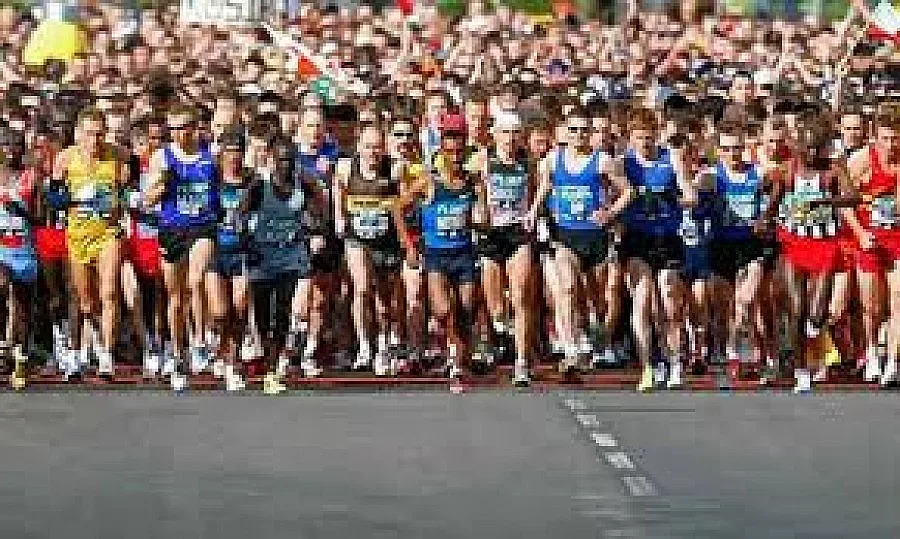 Стотици полицаи пазят Лондонския маратон