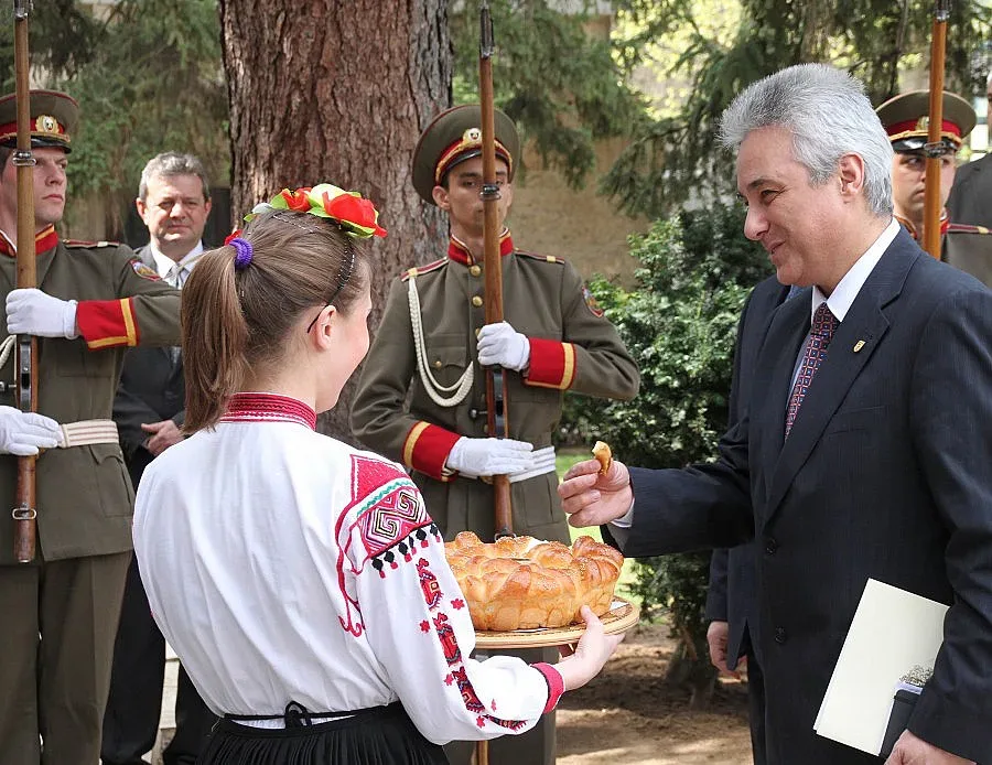 Чакат Райков като месия в Родопите