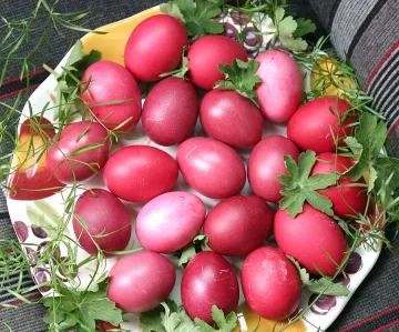 Цените на яйца и агнешко замръзват до Великден