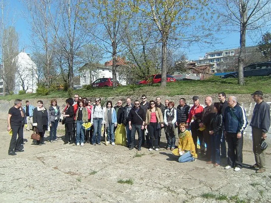 Здравното министерство се включи в "Да почистим България"
