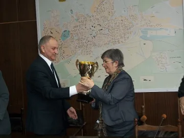 Града на липите става център на университетския баскетбол