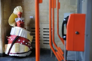 Мним племенник измъкна от старица 3 000 лева