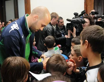 "Фулъм" се пробва за Стекеленбург, а не за Михайлов