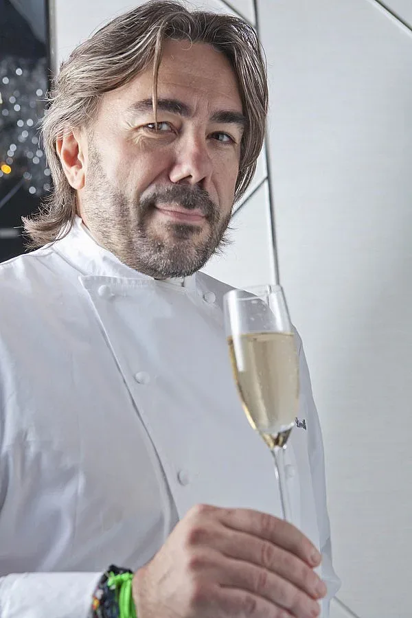 Филип Льовей напусна родината си, за да омайва Италия