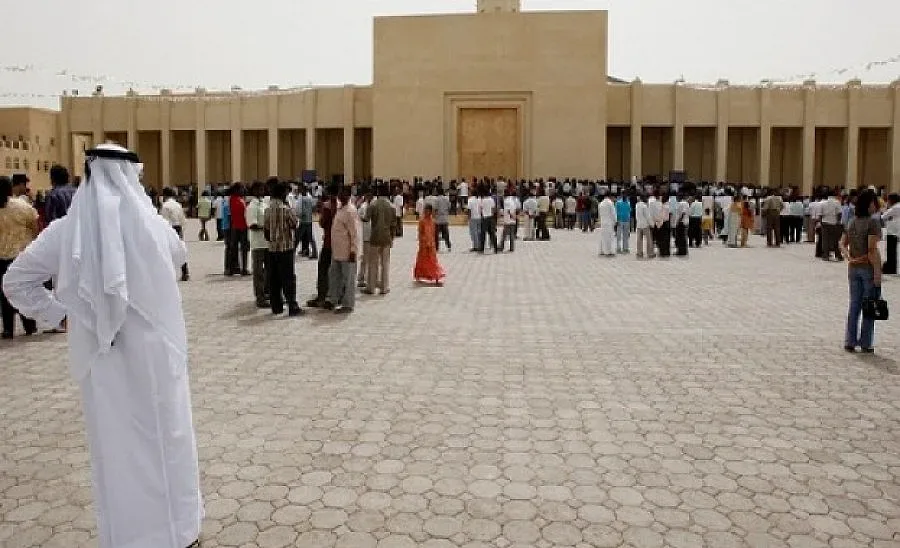 Саудитска Арабия изгони трима мъже, били "много красиви"