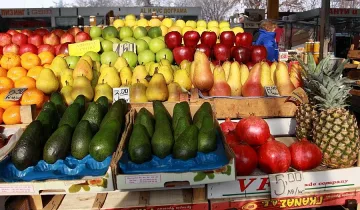 Продават фабрики за консерви