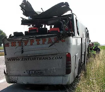 Рейсът ковчег от "Тракия" с калпави чаркове