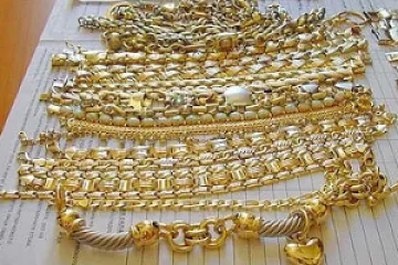 Циганка ограби казанлъшки ювелир