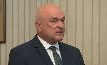 Българският еврокомисар ясен до дни