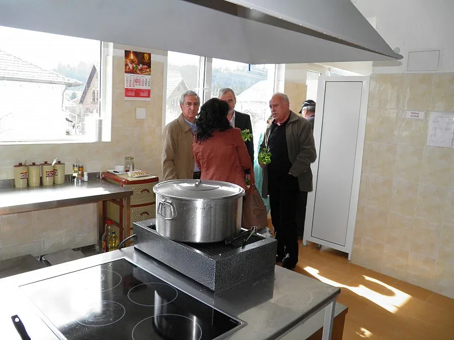 Модерна кухня – „майка” откриха в Разлог