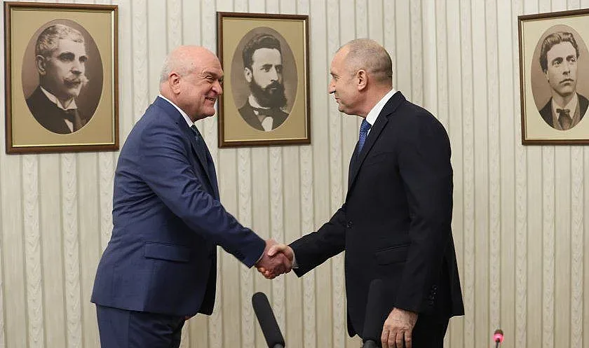 Кабинетът се заклева във вторник, избори на 27 октомври