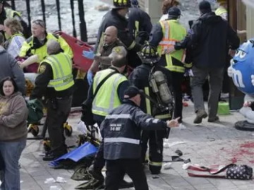 2-ма убити и 28 ранени след експлозиите в Бостън