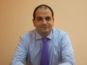 Дясната ръка на Меглена Кунева води листата в Пловдив