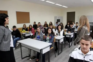 Без калашници в класната стая