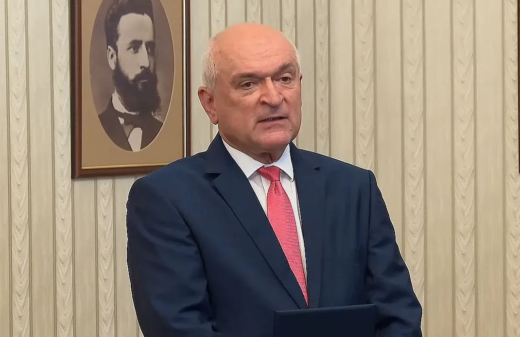 Главчев влезе при Радев (НА ЖИВО)