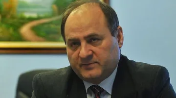 Казват кредитните милионери до изборите