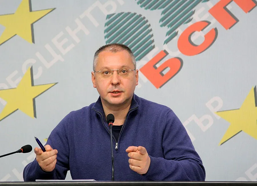 Станишев: Цветанов трябва незабавно да подаде оставка