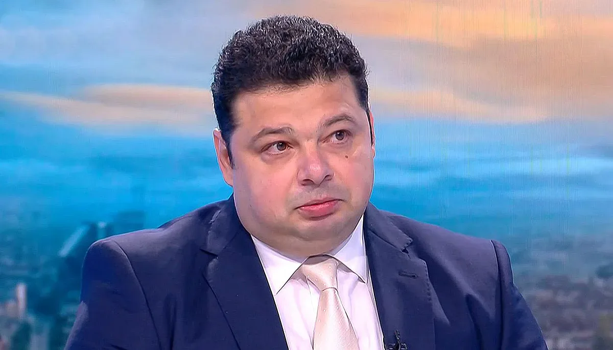 Възможно ли е ново отлагане на изборите? Отговорът от експерт