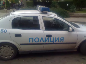 Пиян рецидивист открадна микробус и катастрофира