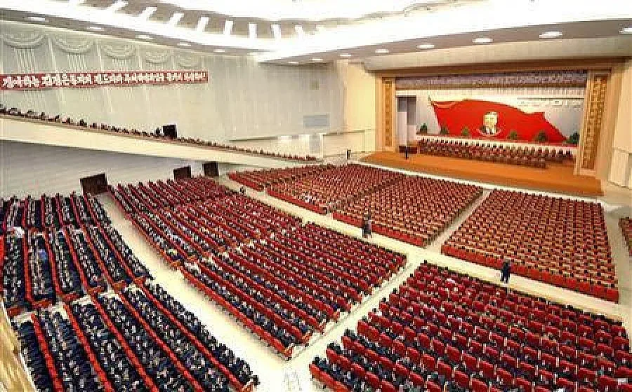 Северна Корея празнува рождения ден на основателя на републиката