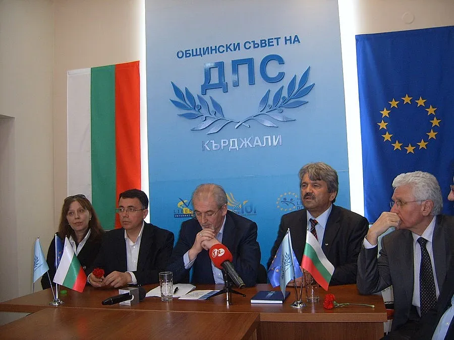 ДПС показа нова формула за коалиционно управление