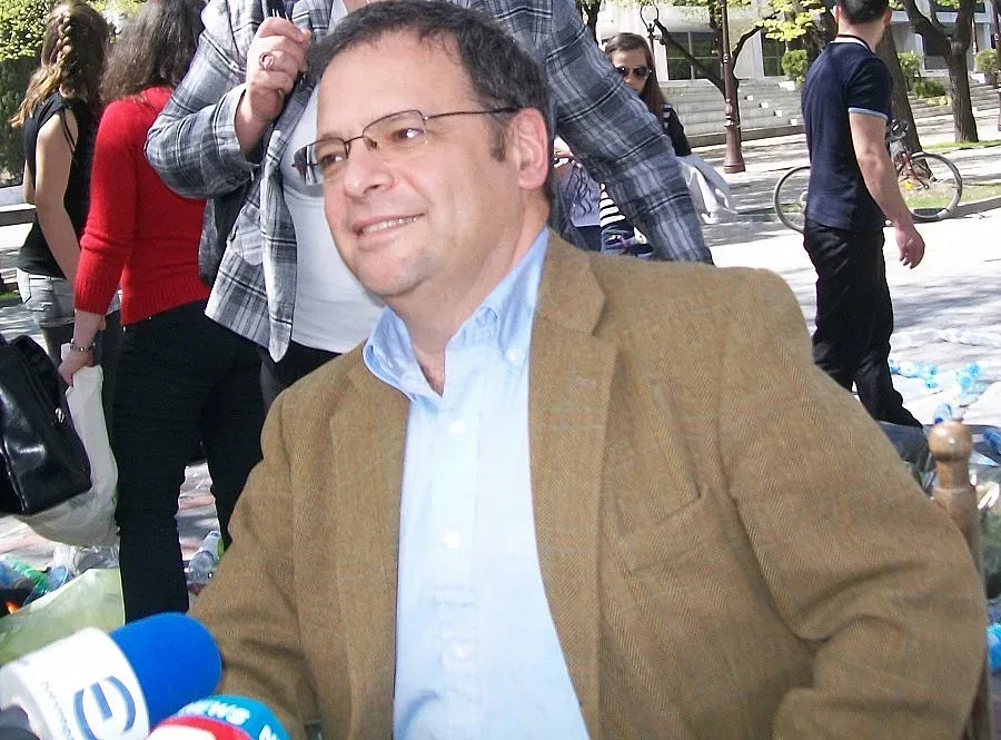 Министър Попов: Не лобирам за никоя енергия