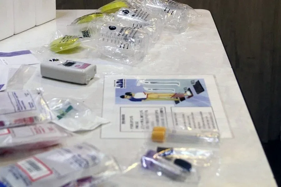 Двама шампиони по силов трибой аут за две години с допинг 