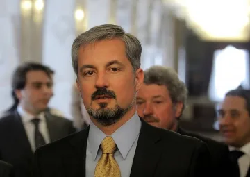 Който се вайка - губи