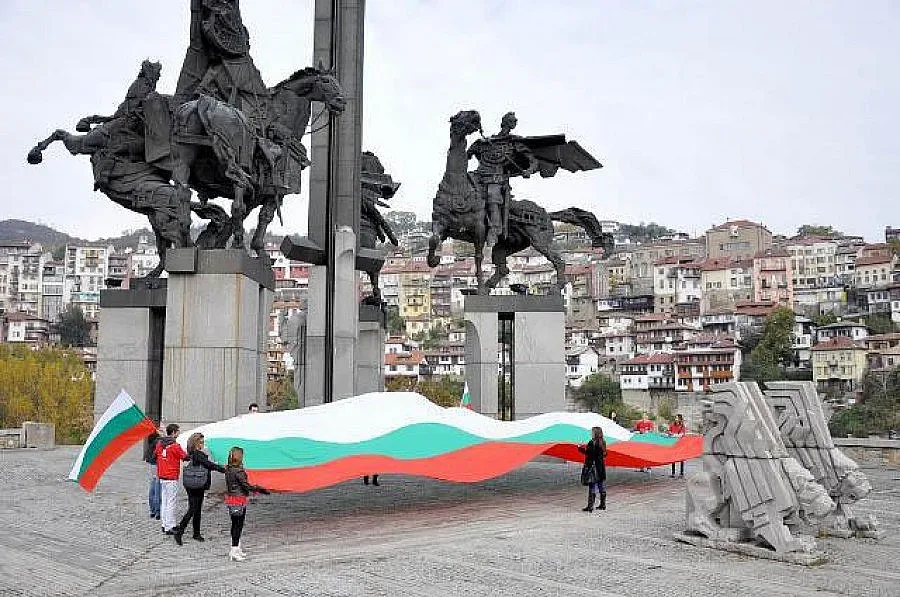 И БСП започна да обещава магистрали