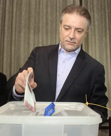 Регистрират за гласуване в чужбина до полунощ