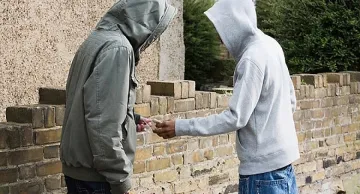 Всеки трети ученик е опитал дрога