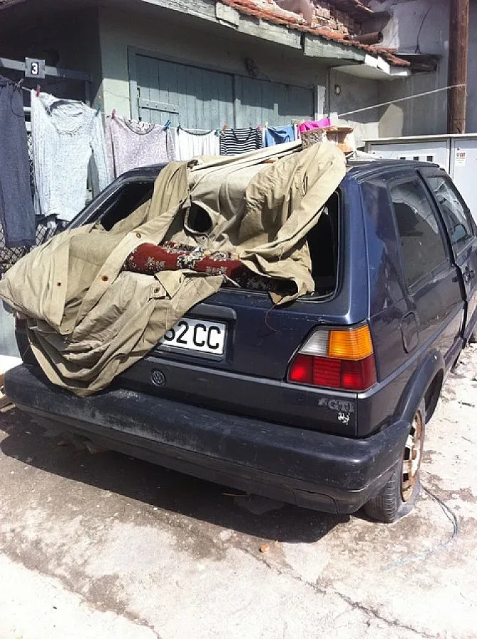 Полицай и баща му пребиха до смърт клошар