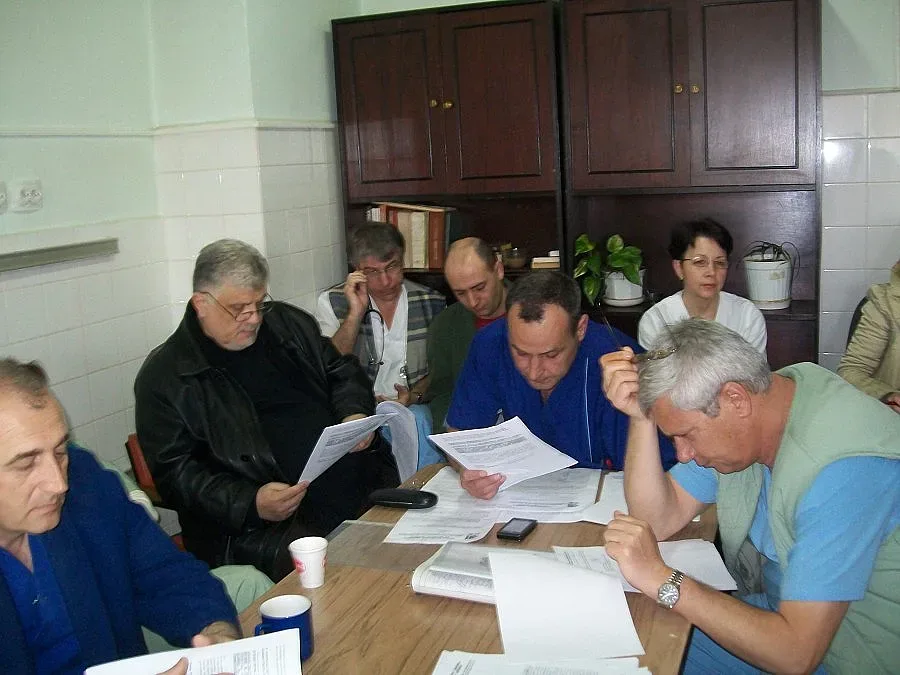 В реанимацията на болница "Проф. Стоян Киркович" хвърлят оставки