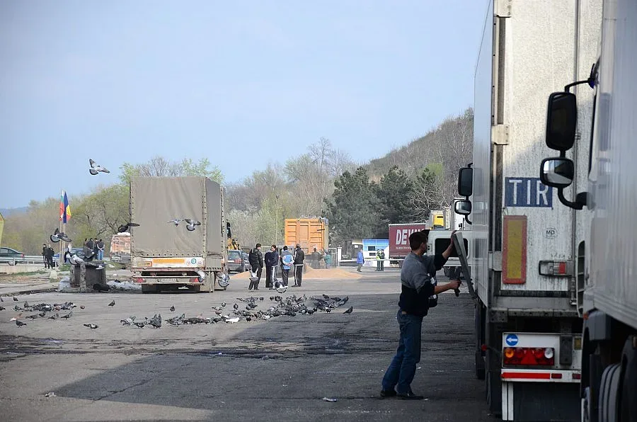 Плевнелиев инспектира срутения Дунав мост