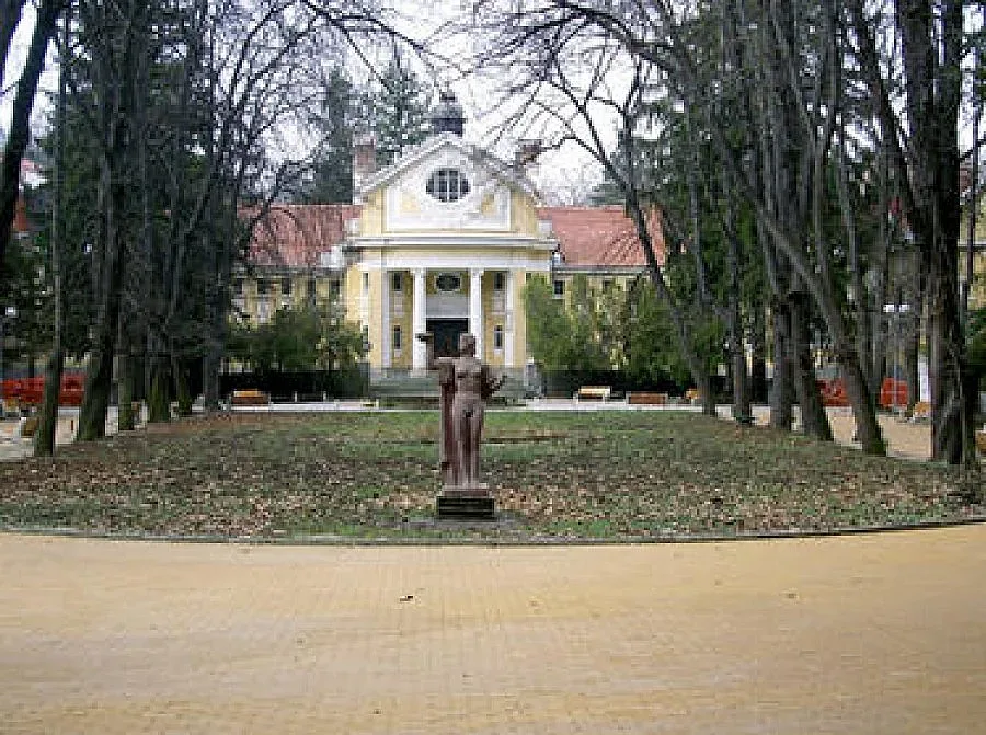 Дават на концесия банята в Банкя