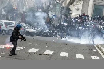 Тифози потопиха Рим във кръв