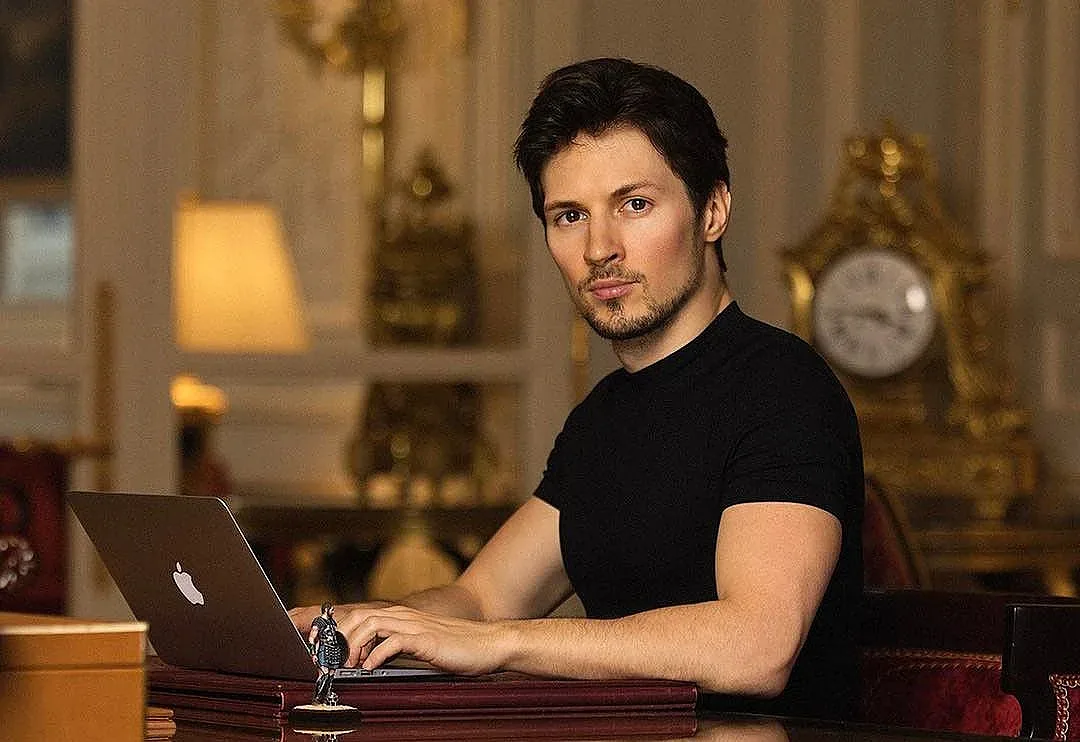 Щракнаха белезниците на култов интернет предприемач