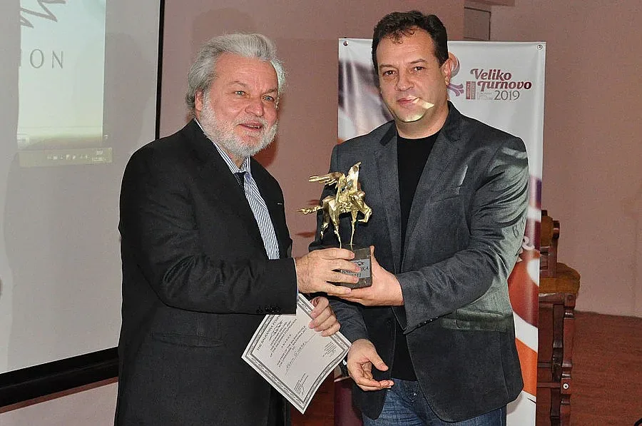 Даниел Панов води 60 дипломати при Цар Калоян