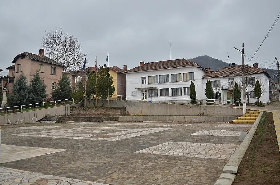 В Смоляновци избраха кмет с масово гласуване   