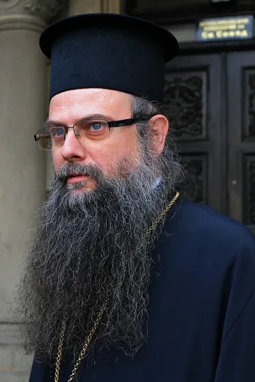 Дядо Николай скочи на властта