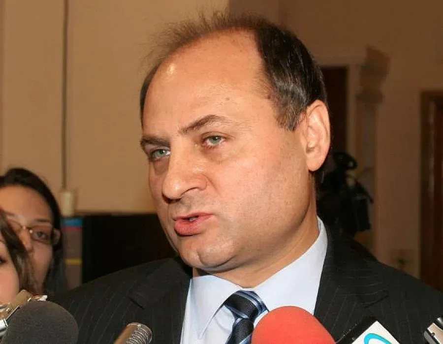 Костадинов: Станишев не е "Московеца" 